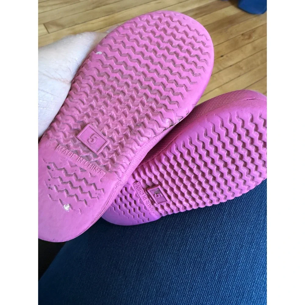 Hunter pink rain boots youth